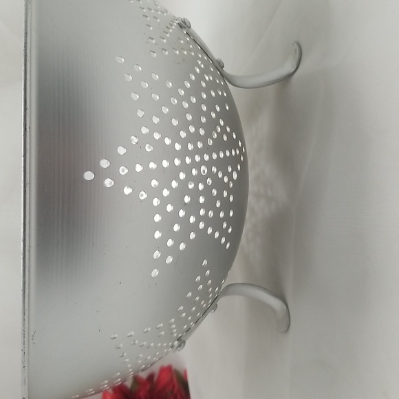 Vintage Seven Star Aluminum Colander - Picture 8 of 12